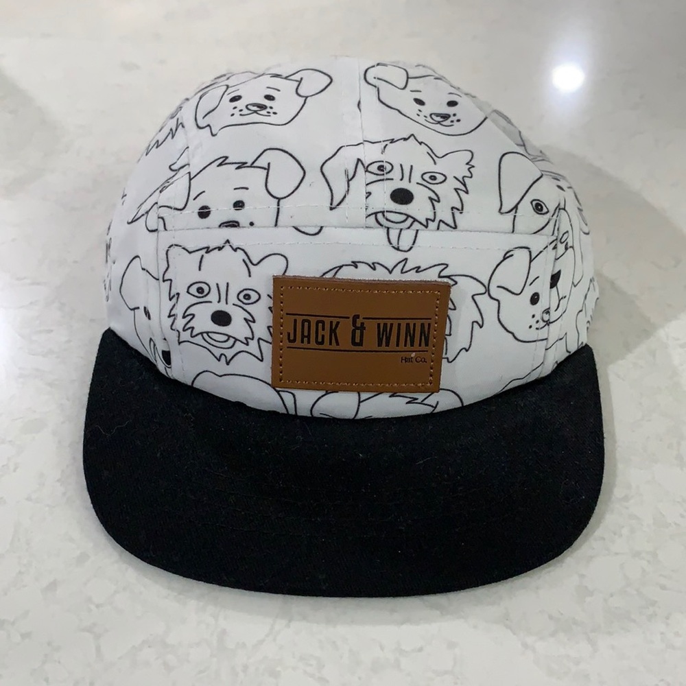 Jack & Winn infant hat (Velcro closure)